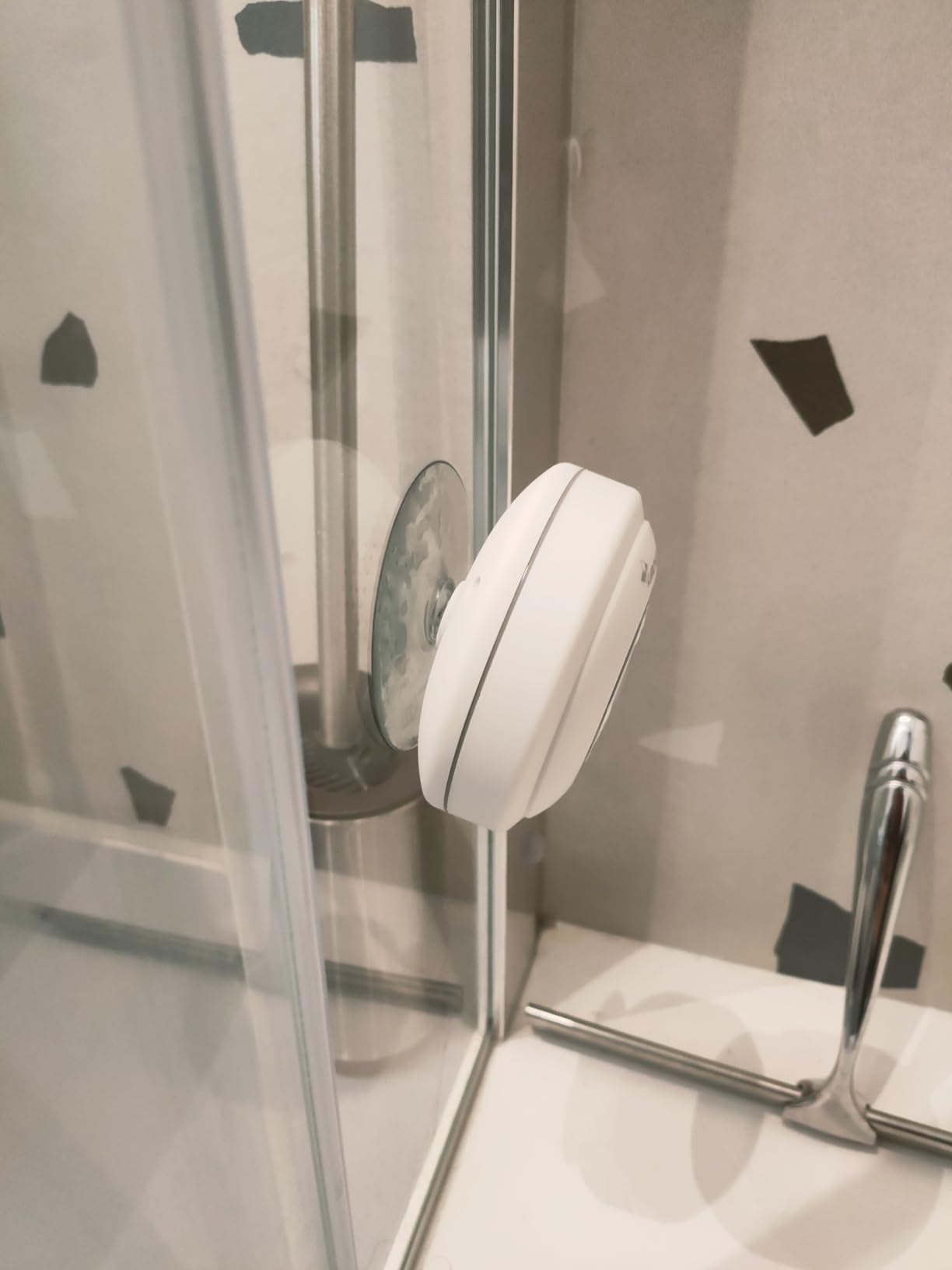 Leicke DJ Roxxx Shower altoparlante bluetooth impermeabile ventosa