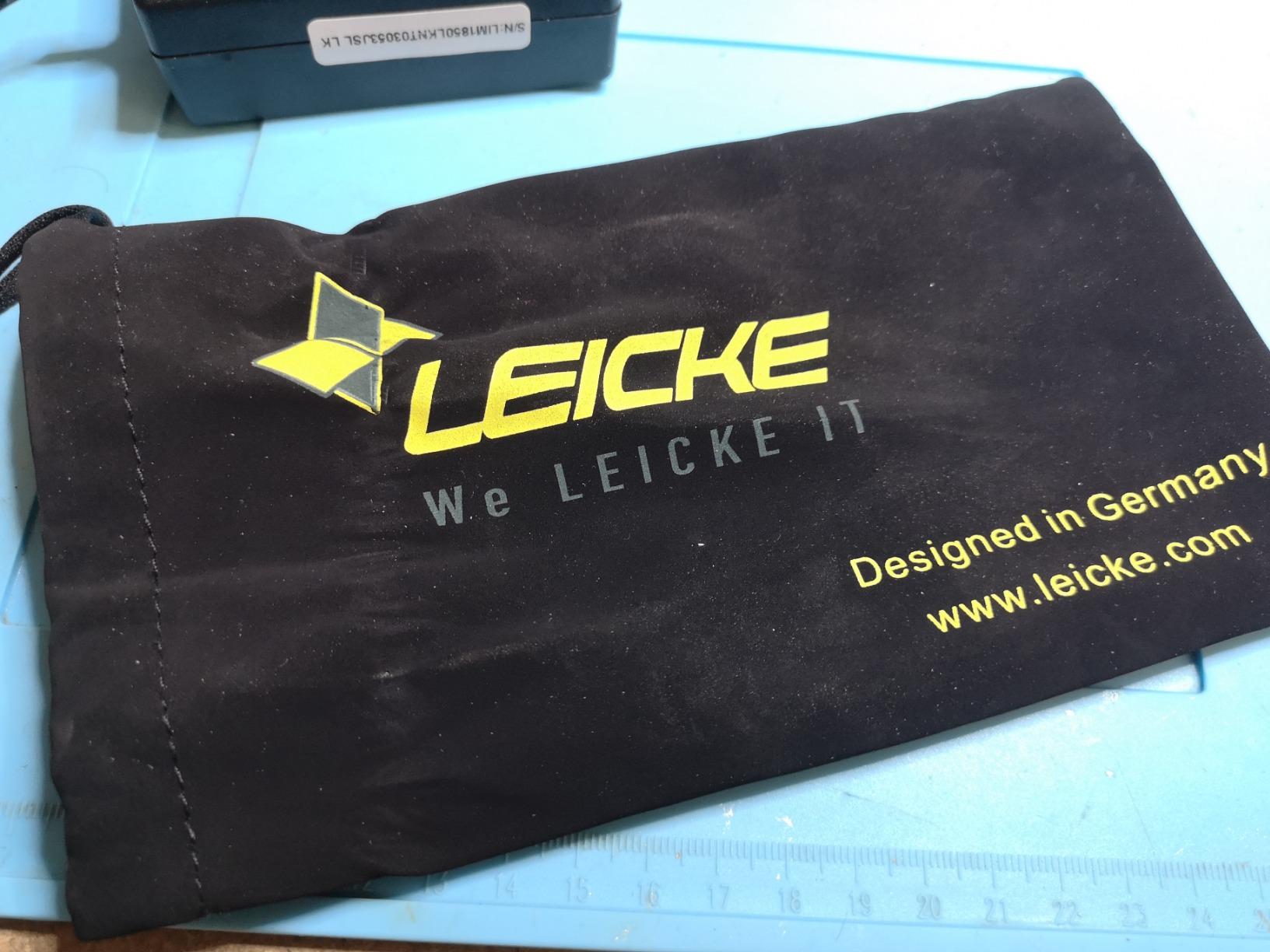 Leicke Alimentatore Universale 5V 3A 15W 5,5x2,5 mm da Muro