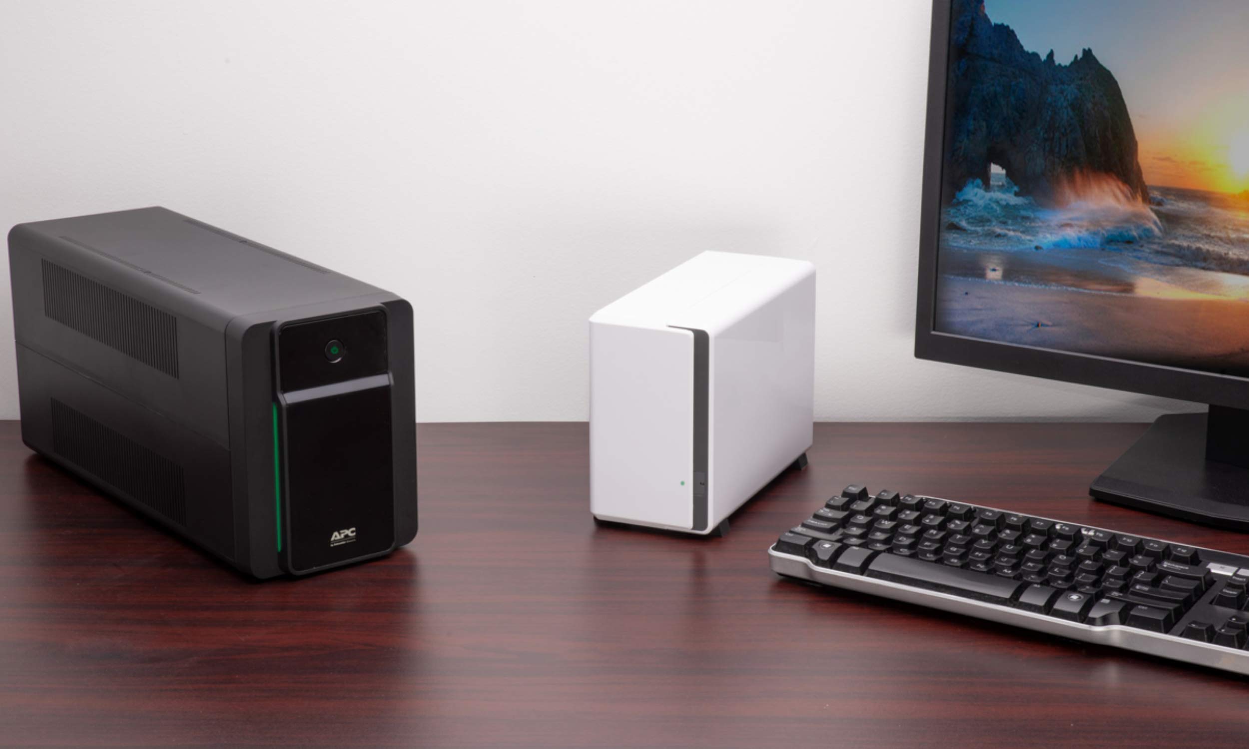 APC Back-UPS BX1200MI-FR UPS 1200VA 650W 4 prese