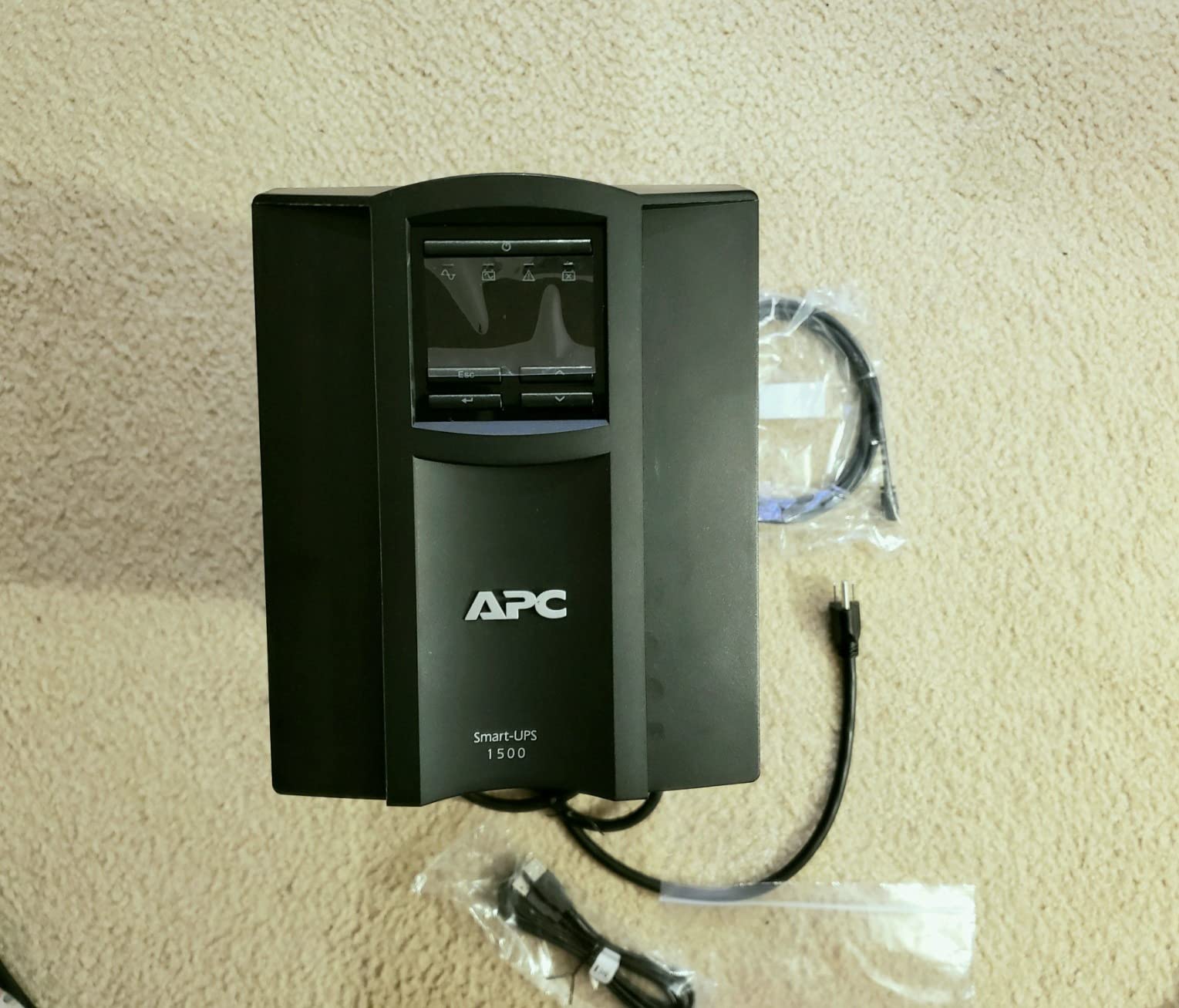APC Smart-UPS SMT1500C UPS 1440VA Nero 8 Prese