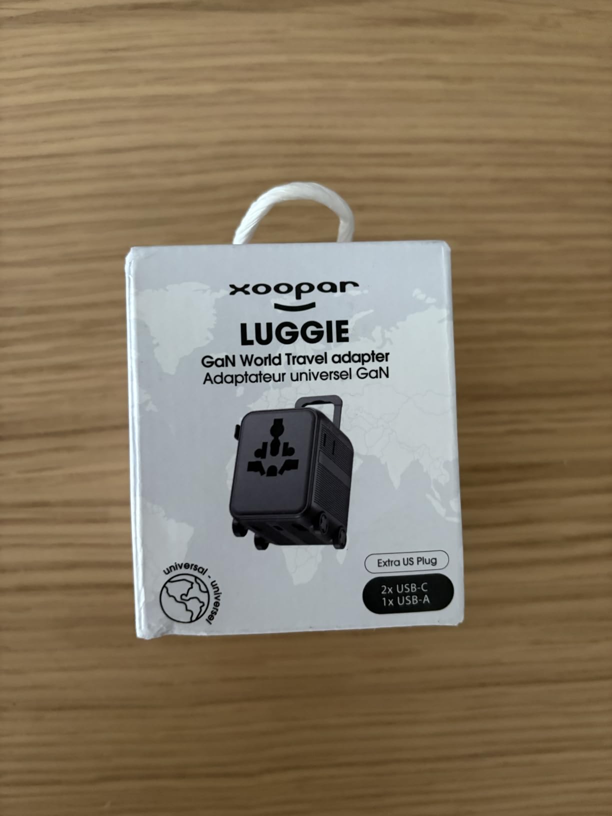 Xoopar Luggie adattatore viaggio universale blu USB-C 150 paesi