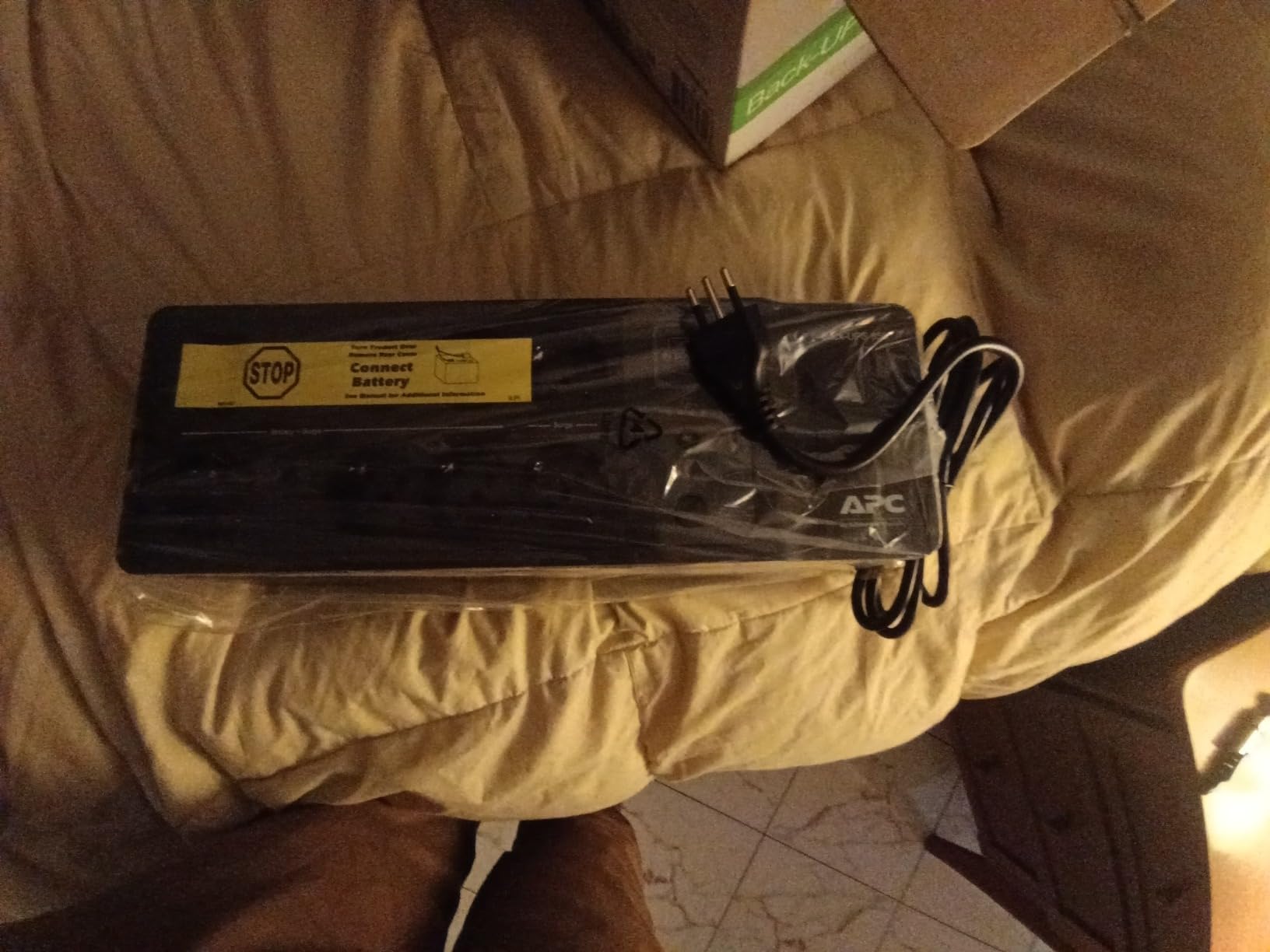 APC Back-UPS BE850G2-IT Gruppo Continuità 850VA 520W
