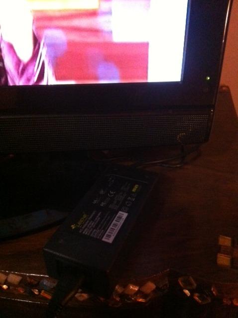 Leicke 12V 5A 60W Alimentatore 12V 5A per Strisce LED