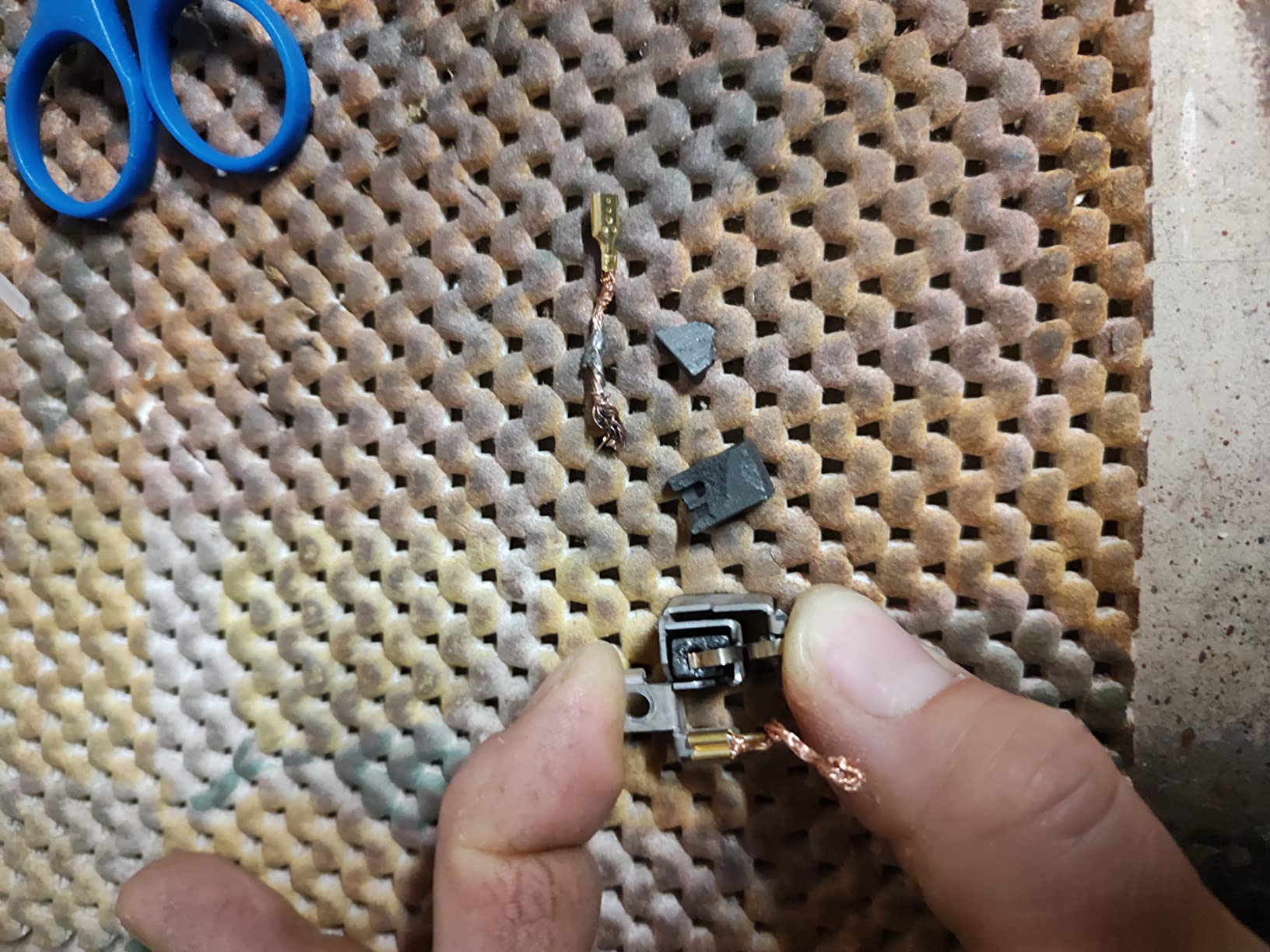 vhbw Spazzole Carbone 5x8x16mm per Bosch GWS 660 2 Pezzi
