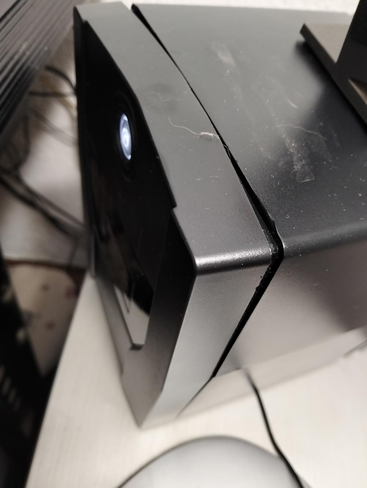 EPYC Quantum 1500VA 900W Gruppo di Continuità UPS 5 Prese LCD