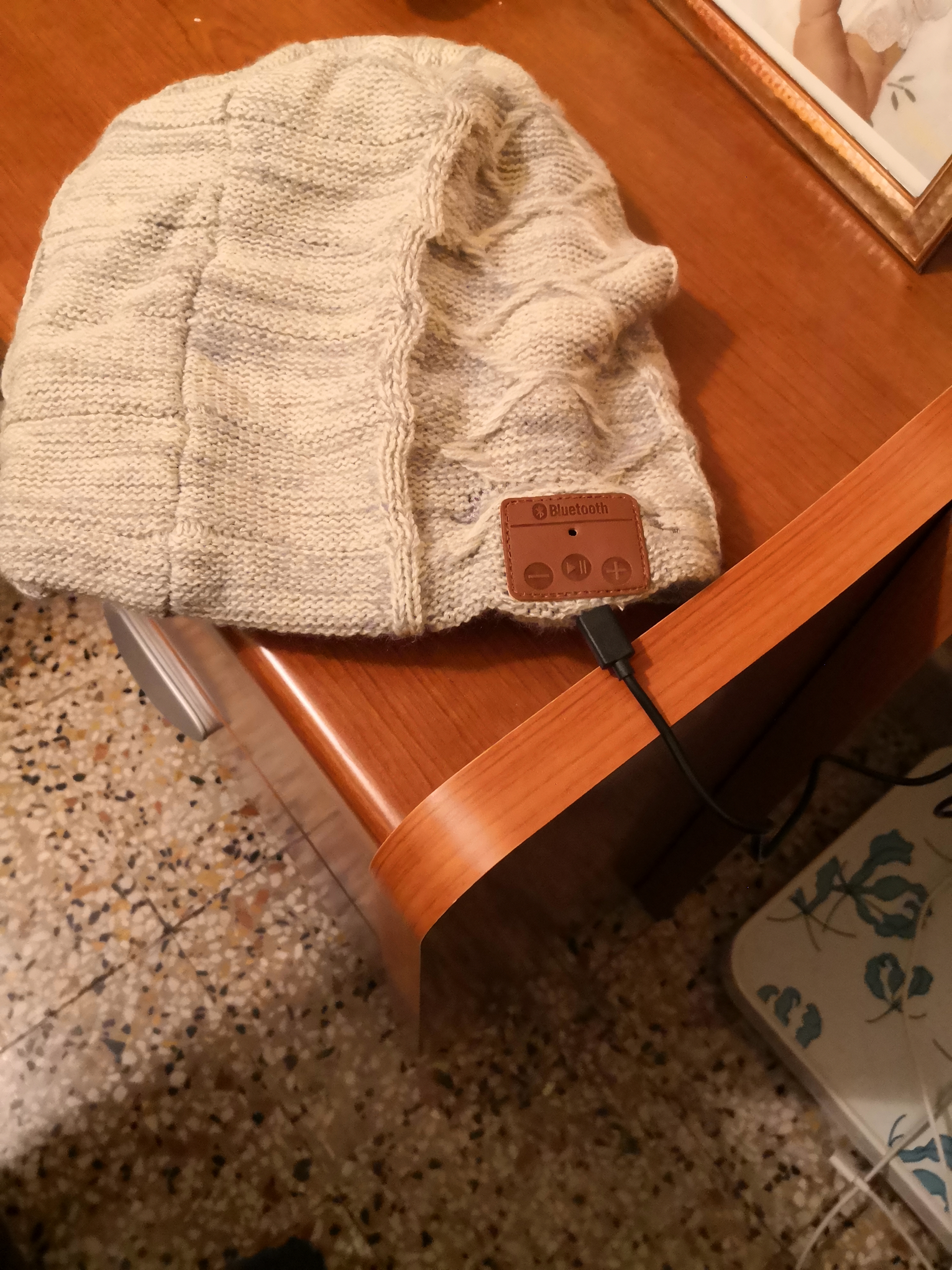Leicke Sharon Berretto bluetooth uomo con cuffie lavabile