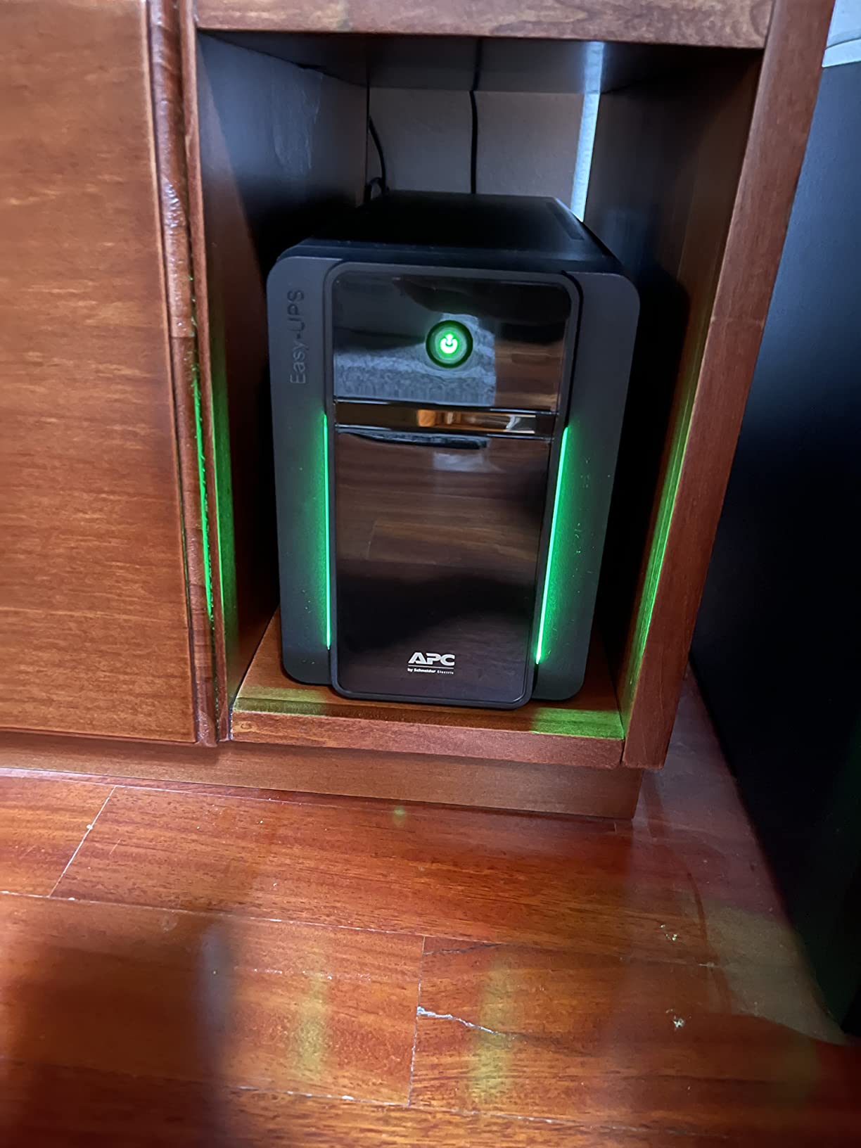 APC Easy-UPS BVX1200LI ups 1200VA 650W AVR