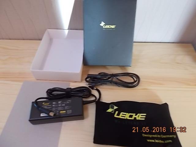 Leicke Alimentatore 19V 90W 4.74A Spina 7.4x5.0mm