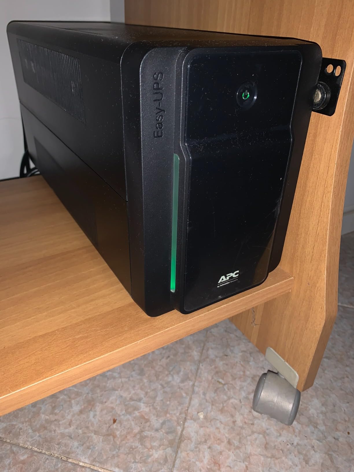APC Easy-UPS BVX1200LI ups 1200VA 650W AVR