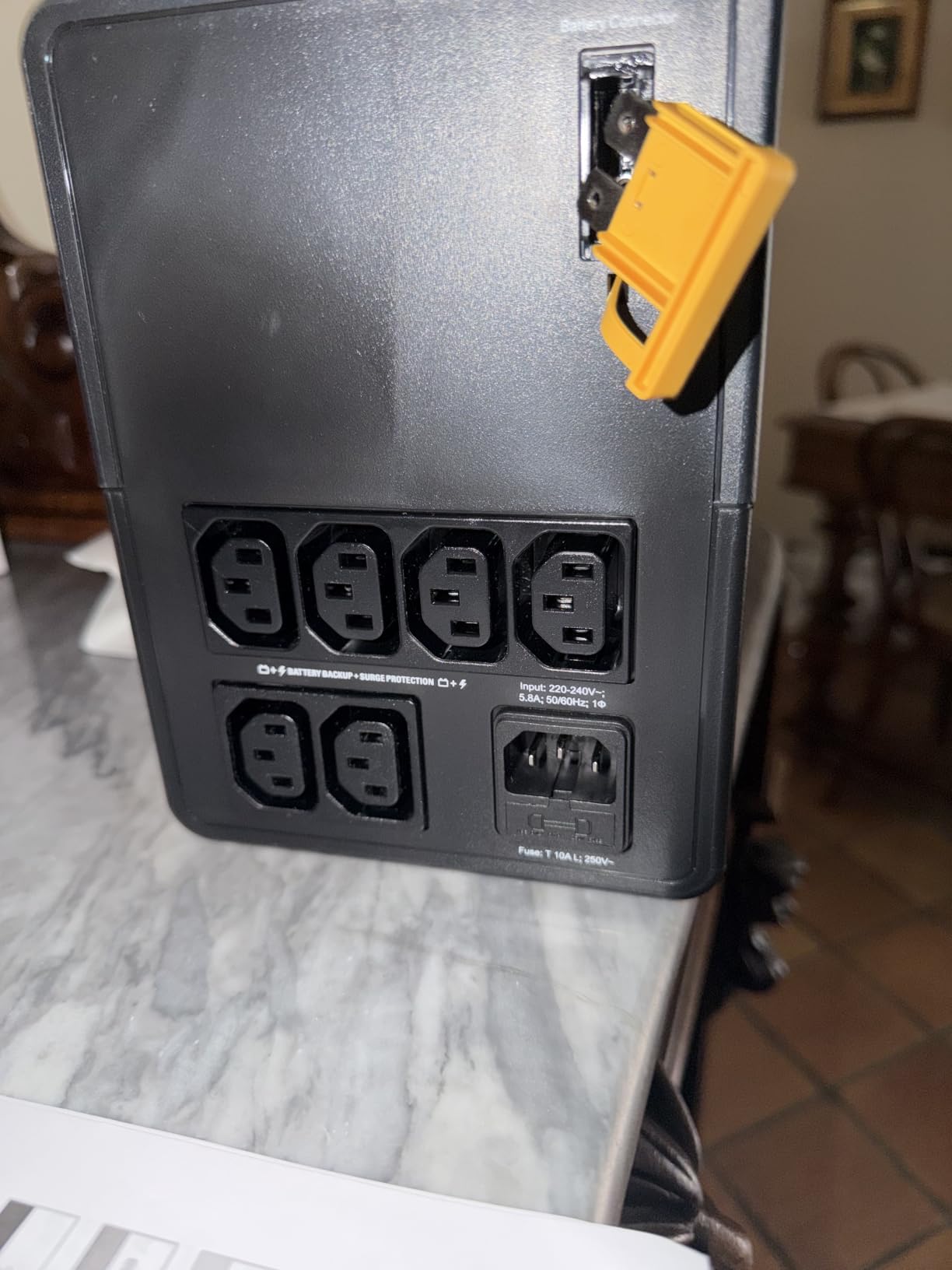 APC Easy-UPS BVX1200LI ups 1200VA 650W AVR