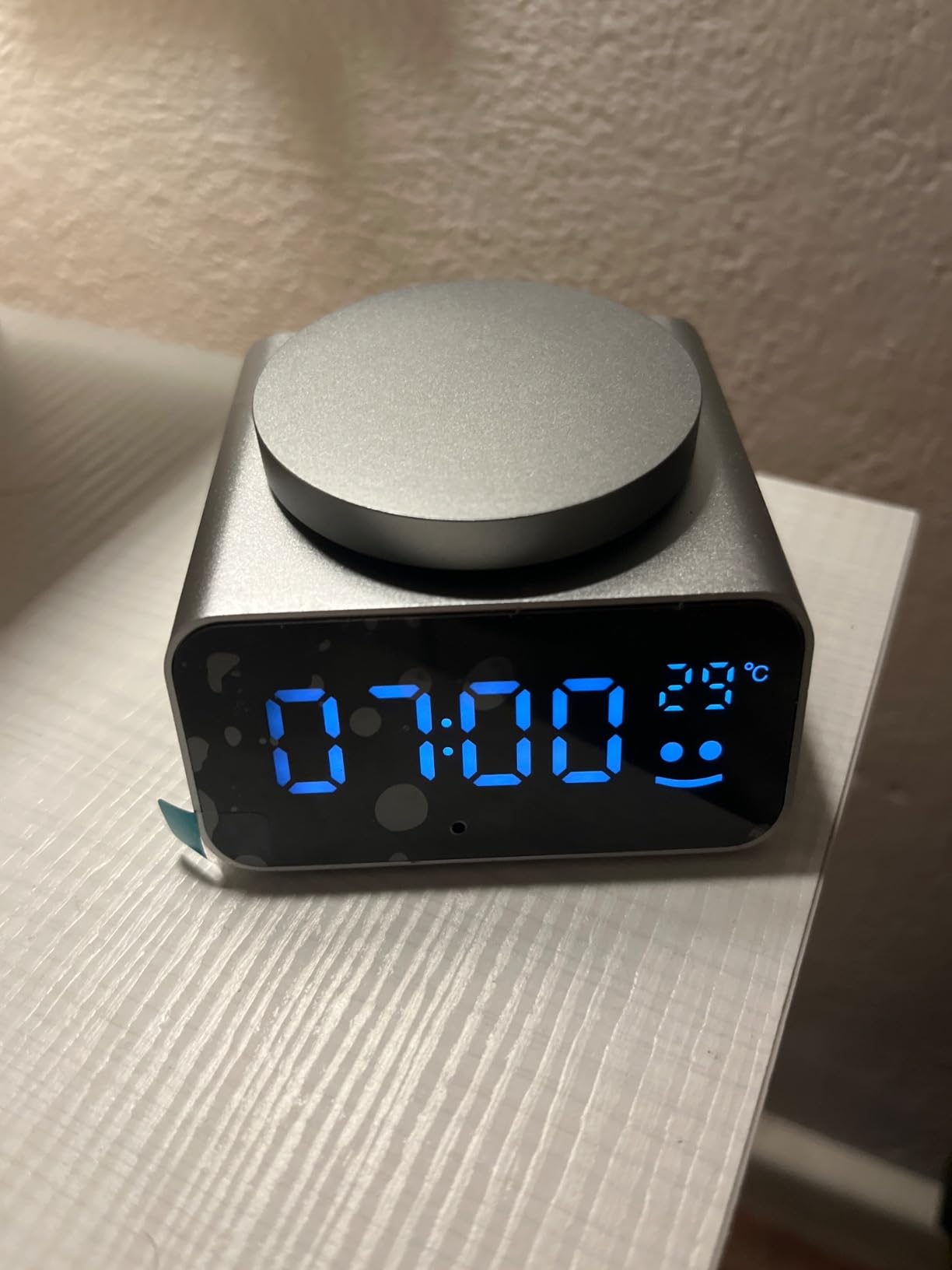 Xoopar Reddi Charge Sveglia Digitale Nera 15W