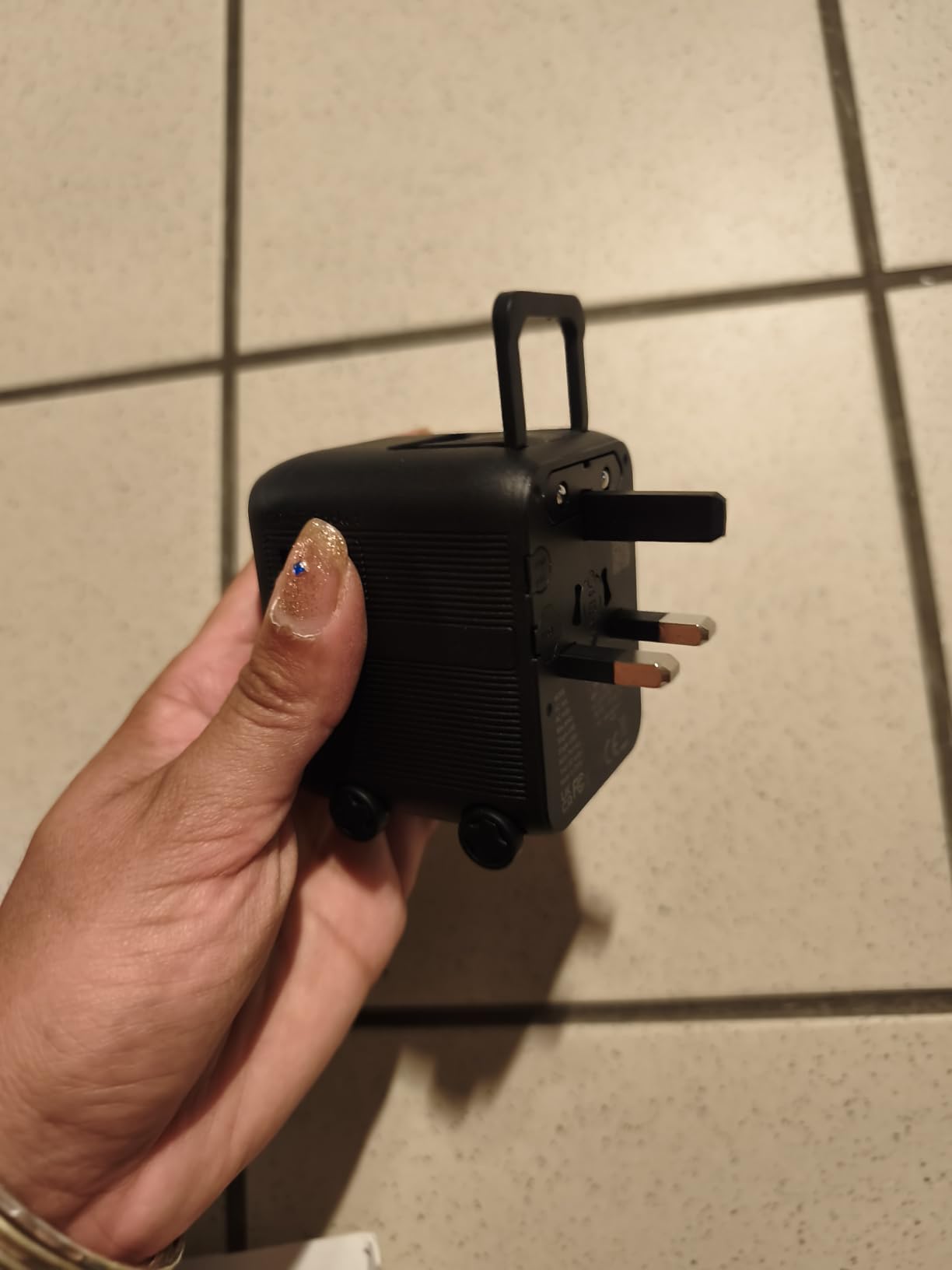 Xoopar Luggie adattatore viaggio universale blu USB-C 150 paesi